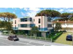 Appartamento in Vendita in zona LIDO ADRIANO con giardino