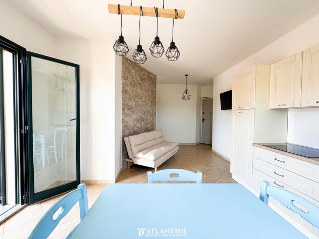 ELEGANTE TRILOCALE APPENA RISTRUTTURATO A VALLEDORIA - Foto 3