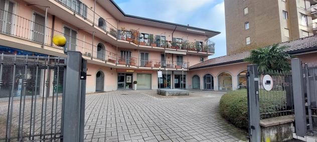 BESANA BRIANZA - ampio ufficio in locazione - Foto 3