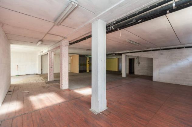 Immobile di 280 m² con 1 locale in vendita a Torino - Foto 17