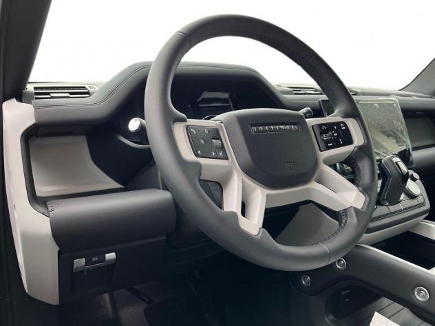 Land Rover Defender VII 2025 110 110 3.0d mhev X-Dynamic SE awd 200cv auto - Foto 10