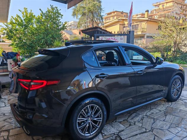 Alfa Romeo Stelvio 2.2 DIESEL 150CV TETTO APRIBILE - Foto 6