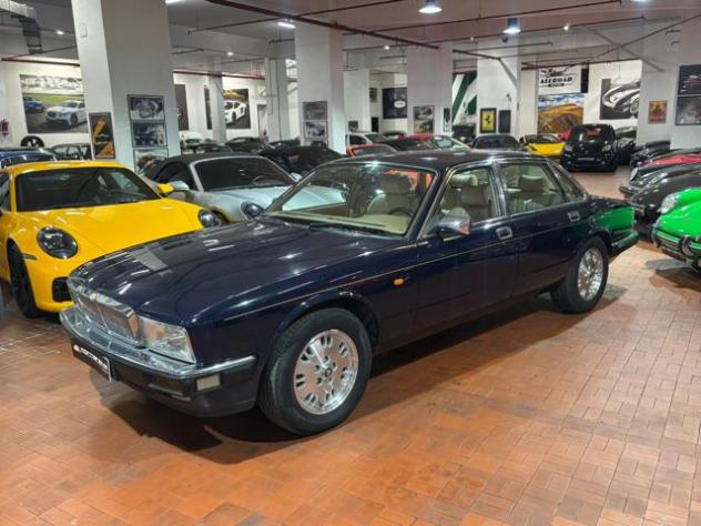 JAGUAR Sovereign 4.0 cat automatic rif. 23830115