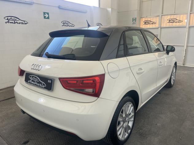 Audi A1 A1 1.6 tdi Attraction 90cv TUA DA 99,00 EURO AL MESE - Foto 4