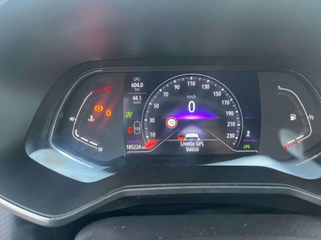 RENAULT Clio Clio V 1.0 tce Intens Gpl 100cv rif. 23873525 - Foto 9