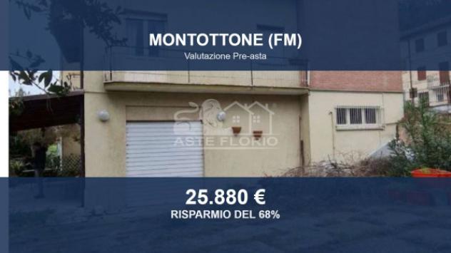 Immobile in asta di 119 m² con più di 5 locali e box auto in vendita a Montottone
