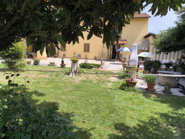 Villa in Vendita in zona SAN GIUSTO con giardino - Foto 5