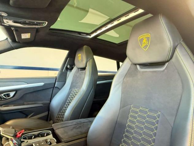 LAMBORGHINI Urus PEARL CAPSULE rif. 23907969 - Foto 9