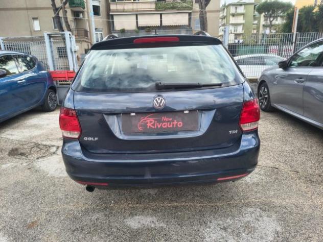 VOLKSWAGEN Golf Variant 1.6 TDI 105 CV Executive BlueMotion Technology rif. 23990126 - Foto 4
