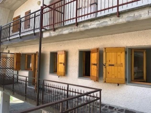 Sant'Anna Pelago immerso nel verde bilocale con terrazza - Foto 3