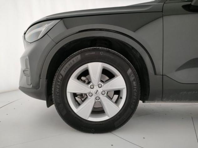 VOLVO XC40 T2 Essential - Autocarro rif. 23500253 - Foto 8