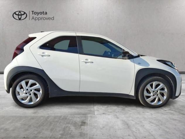 TOYOTA Aygo X 1.0 VVT-i 72 CV 5 porte Active S-CVT rif. 23968954 - Foto 4