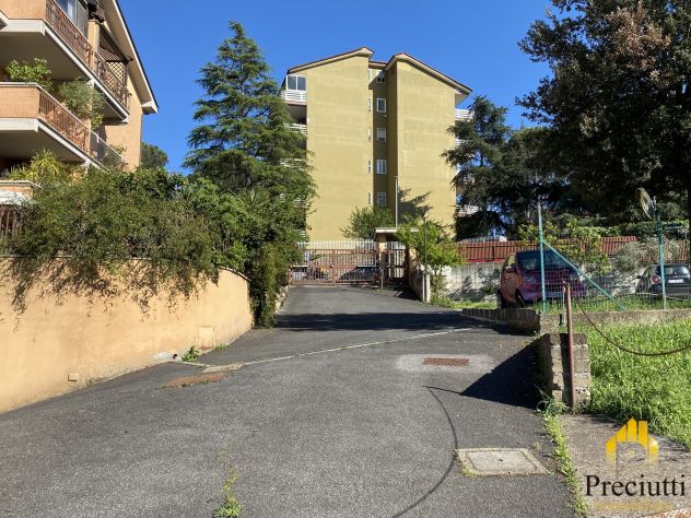 BRAVETTA FONTANILE ARENATO POSTI AUTO IN VENDITA - Foto 4