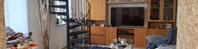 Immobile in asta di 239 m² con più di 5 locali in vendita a Faloppio - Foto 6