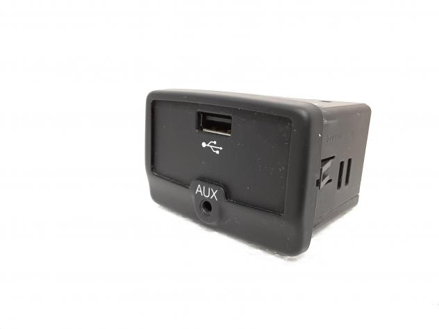 PRESA AUX/USB FIAT 500 L Serie (351_352) 3300184300 (12)