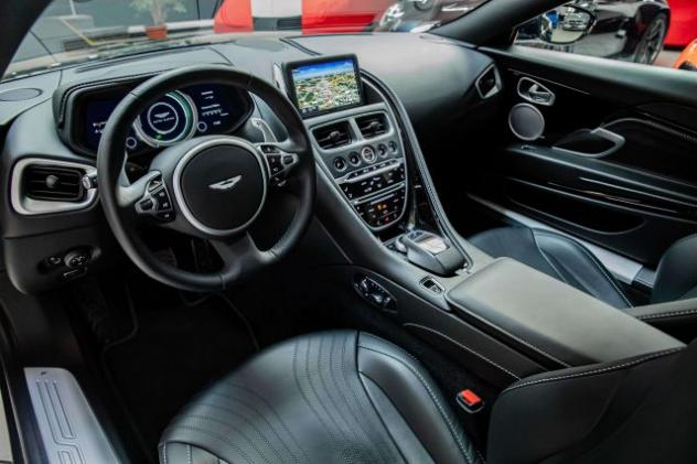 ASTON MARTIN DB 11 COUPE'|V8|360°VIEW|BRIGHT PACK|HEATED AND VENTI rif. 24057750 - Foto 9