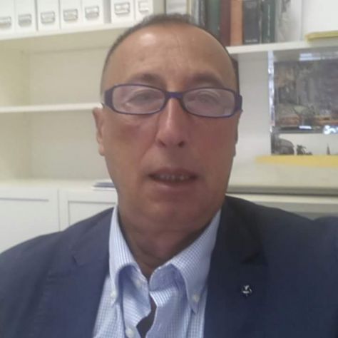 APPARTAMENTO DI  125  MQ.  AD   AVOLA  X CINESI   SEMI  ARREDATO AFFITTASI