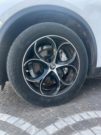 Alfa Romeo Stelvio 2.2 Turbodiesel 190 CV AT8 Q4 Business - Foto 10