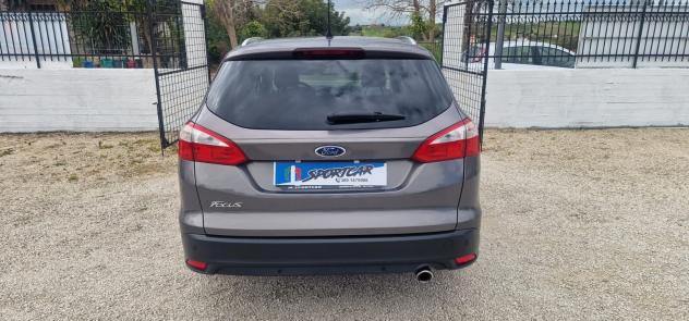 Ford Focus 2.0 TDCi 115 CV Powershift SW Titanium - Foto 6