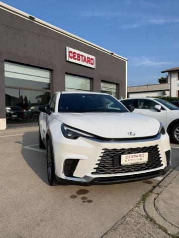 LEXUS LBX Hybrid 4WD Relax rif. 24195093