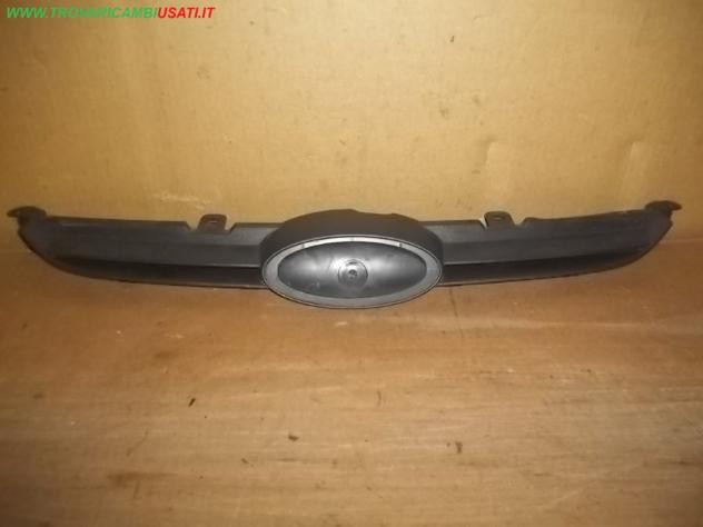 GRIGLIA GRIGLIA NERA (NO STEMMA) FORD FIESTA (CB1) Carrozzeria Lamierati esterni Paraurti Mascherina gri FORD - FIESTA - 01-12-2008 - 01-11-2012