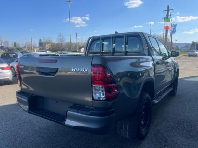 TOYOTA Hilux 2.4 D-4D 4WD 4 porte Double Cab Comfort rif. 23311870 - Foto 3