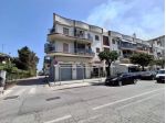 APPARTAMENTO CON AMPIO TERRAZZO E BOX