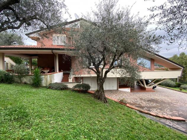 Villa in vendita a Massarosa 400 mq Rif: 1442282 - Foto 3