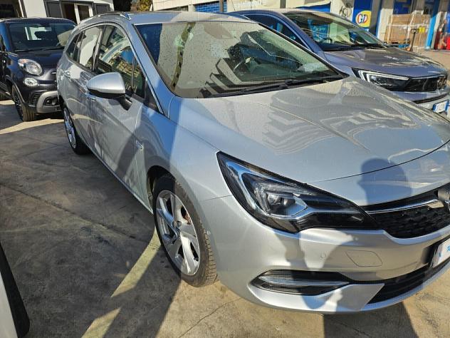 Opel Astra 1.5 CDTI 122 CV AUTOMATICA SW 11/2019 - Foto 2