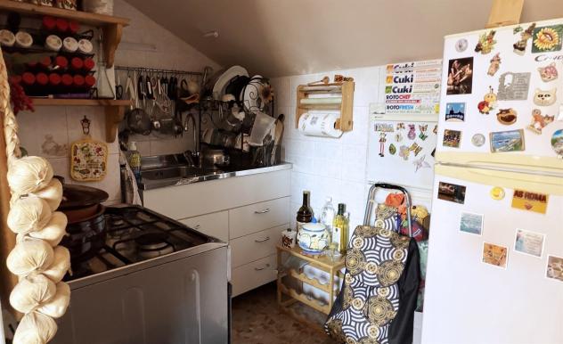 Nuda Proprietà Delizioso Superattico - Foto 14