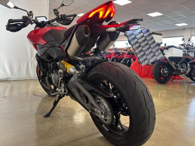DUCATI Hypermotard HYPERMOTARD V2 DUCATI RED rif. 23829608 - Foto 7