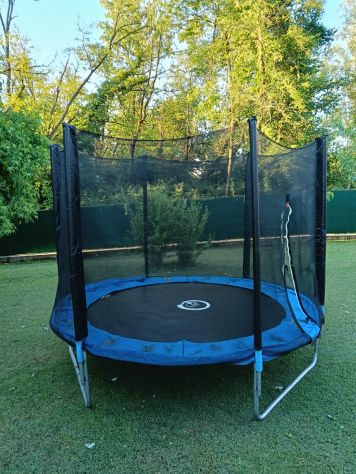 Tappeto elastico con scaletta diametro 250