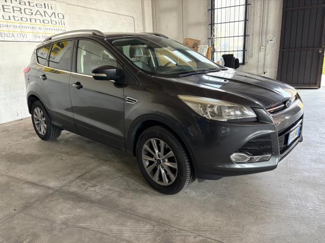 Ford Kuga 2.0 TDCI 150 CV 4WD 4x4 Cambio MANUALE - Foto 4