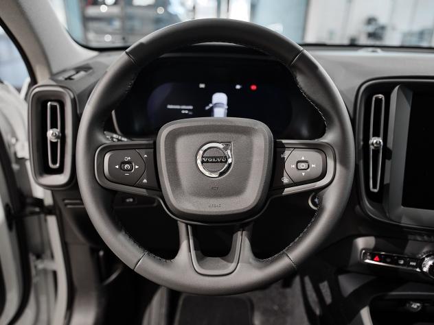 Volvo XC40 B3 automatico Essential - Foto 6