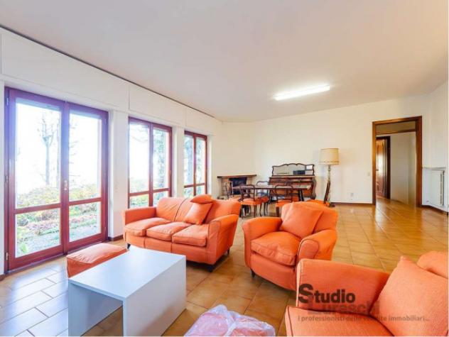 Villa di 260 m² con 5 locali e box auto in vendita a Garbagnate Monastero - Foto 18