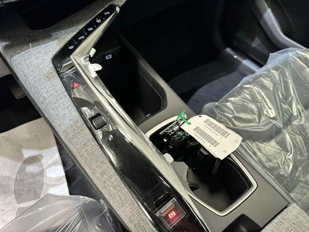 Peugeot 3008 3008 Hybrid 145 e-DCS6 Allure - Foto 9