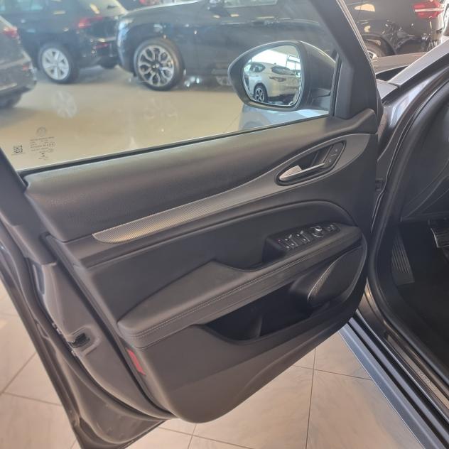 ALFA ROMEO STELVIO SPRINT 2.2 TD 190cv AT8 Q4 Euro 6D - Foto 10