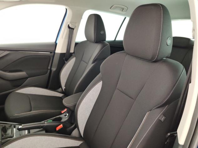 Škoda Kamiq Kamiq 1.0 TSI 115 CV DSG Black Dots - Foto 9