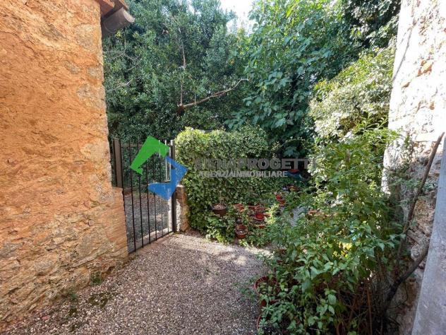 SOVICILLE – CHARME TOSCANO, PISCINA PRIVATA E PARCO ESCLUSIVO NEL VERDE - Foto 14