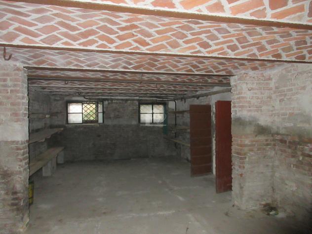 Suzzara vendesi casa indipendente 8 vani 300 Mq - Foto 7
