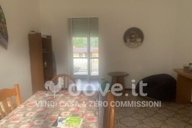 Casa indipendente di 253 m² con più di 5 locali e posto auto in vendita a Veduggio con Colzano - Foto 3