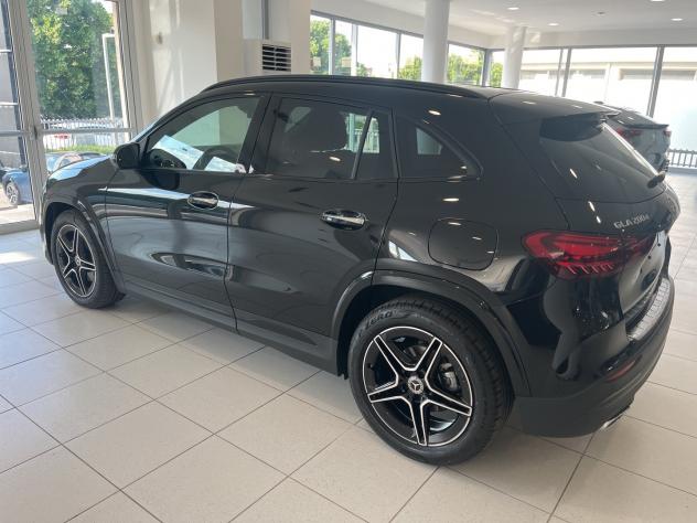 Mercedes-Benz GLA GLA 200 d AMG Line Premium **PREZZO VERO** - Foto 3
