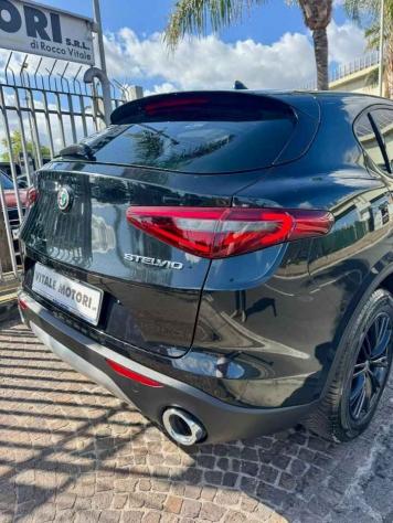 Alfa Romeo Stelvio 2.2 Turbodiesel 190 CV AT8 Q4 Executive - Foto 10