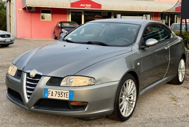Alfa Romeo GT 1.9 JTDM 150CV 16V Distinctive - Foto 5