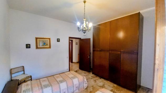 VENDESI A GAMBASSI TERME APPARTAMENTO DI 120 MQ CON GARAGE DI 50 MQ - Foto 9