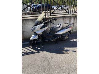 Kymco Downtown 300i abs € 200 tratt.