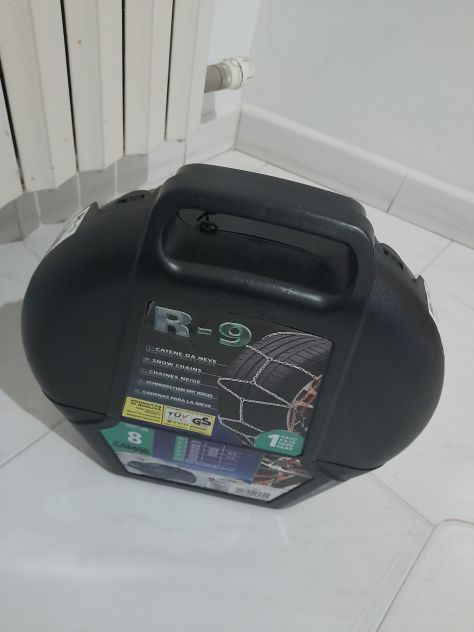 Catene da neve R-9 sigillate, nuovissime, mai usate e perfettamente custodite. - Foto 4