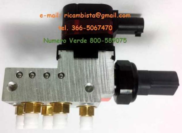 Mercedes Classe E W211 gruppo valvole compressore sospensioni A2113200158