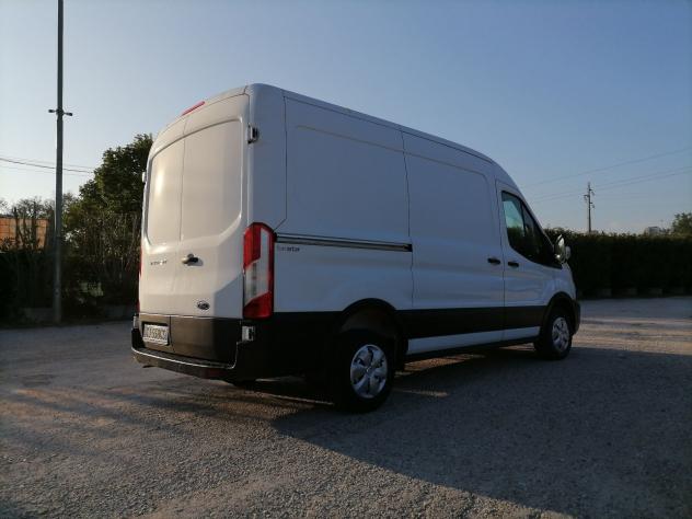 Ford Transit 290 2.0 tdci MHEV 130cv trend L2H2 E6.2 - Foto 2