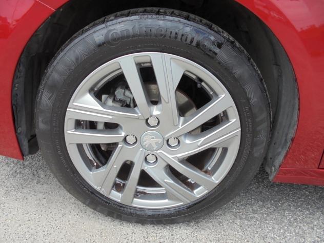 Peugeot 208 PureTech 75 Stop&Start 5 porte Active - Foto 10